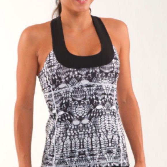 Lululemon Scoop Neck Tank Sz 6 - Picture 4 of 4